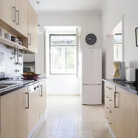 Principe Real Garden | Rentexperience Apartment *